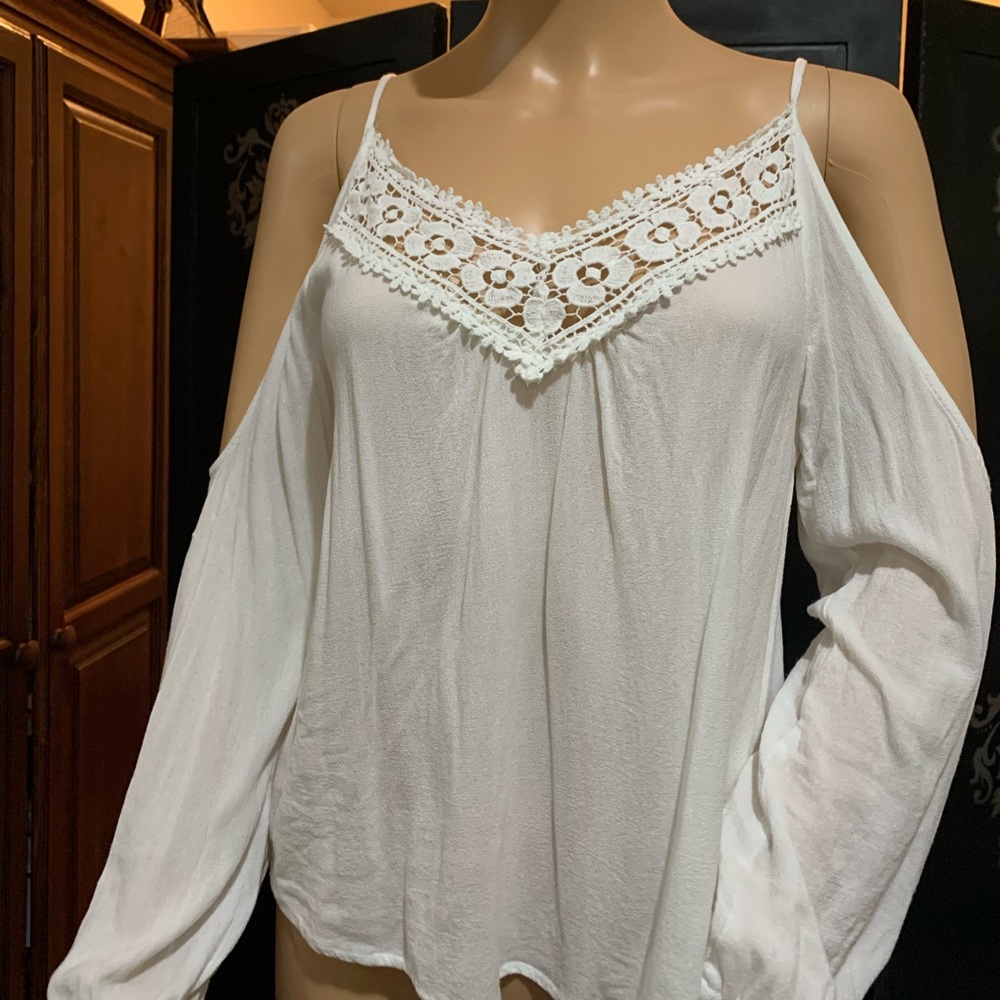 Thin White Crop💫